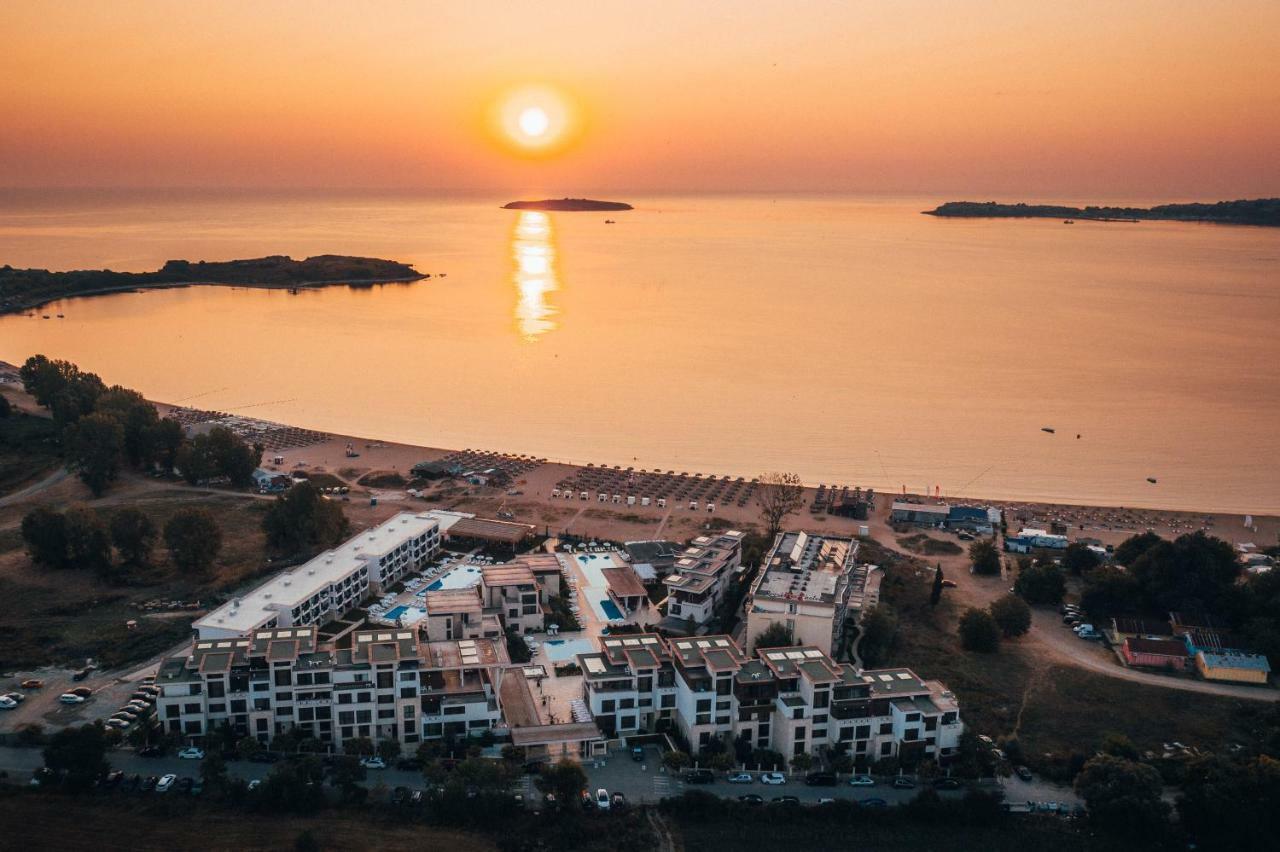 Apolonia Resort Sozopol Bagian luar foto
